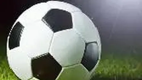 索尔斯克亚揭秘：安切洛蒂亲承因巨大压力拒接曼联教鞭，幕后真相令人咋舌！